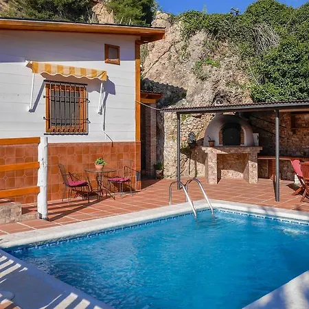 Casa Rio Chillar *
